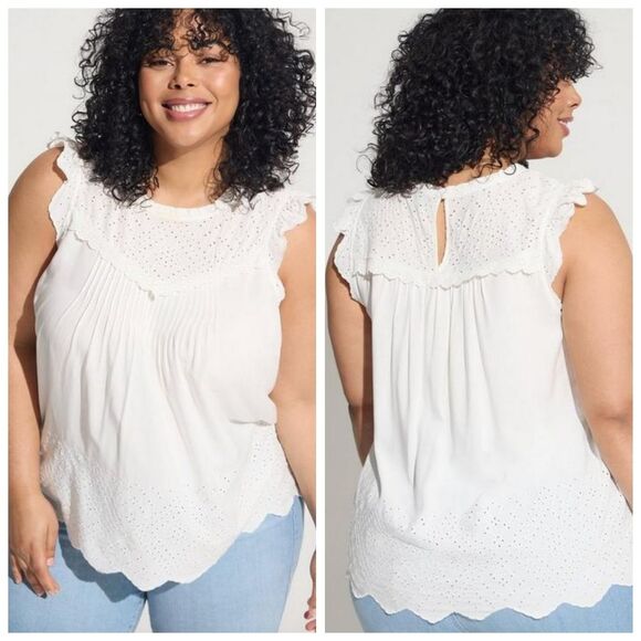 Torrid White Crew Neckline Eyelet Short Sleeve 2 Plus 18-20 - Picture 1 of 11